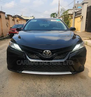 Toyota Camry XSE (2.5L 4cyl 8A) 2019 Black