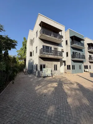 Furnished 4bdrm Duplex in Apo for sale