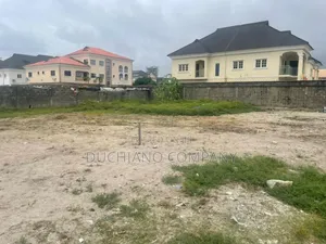 Lekki Phase 1: 1,040 SQM Land at Lekki Phase 1 Right Side