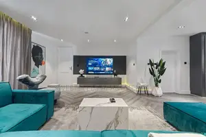 Luxury 3 Bedroom Apartment With Swimming Pool