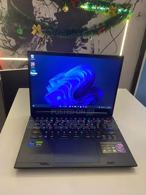 Laptop MSI Stealth 14 Studio A13VF 64GB Intel Core i7 SSD 1T