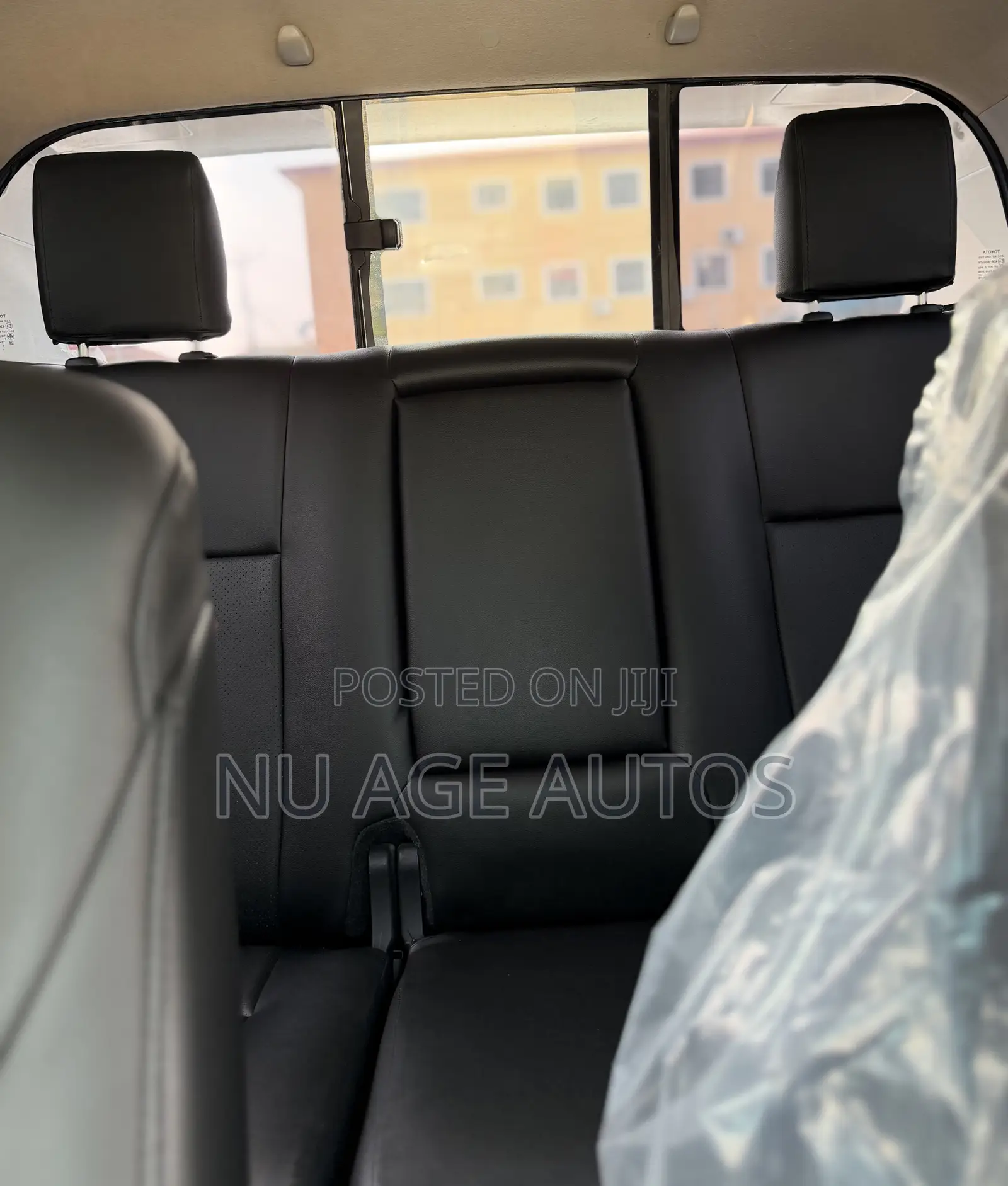 Toyota Hilux SR 4x4 2018 White