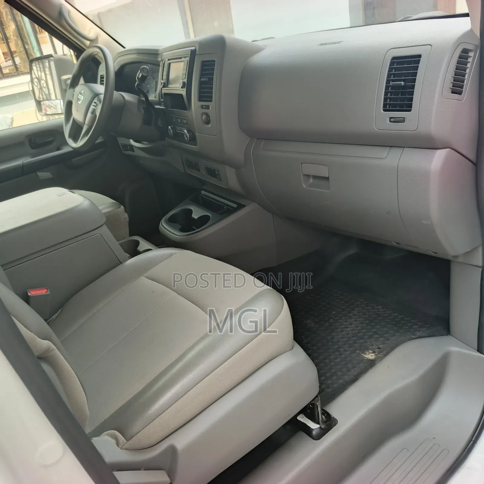 Nissan NV200 2020 White