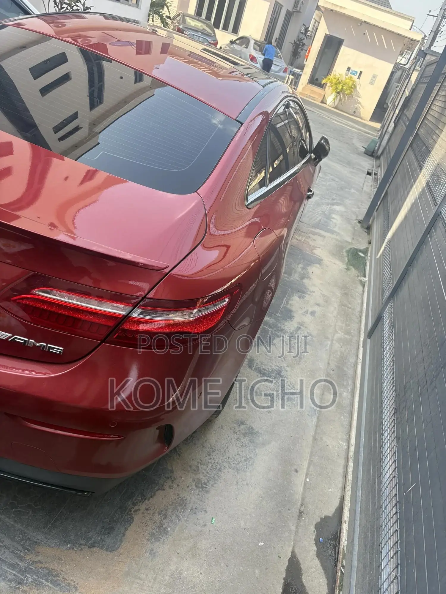 Mercedes-Benz E400 2018 Red