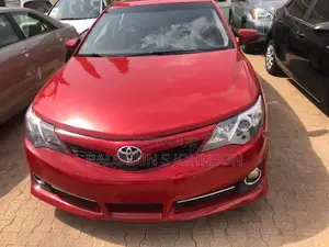 Toyota Corolla LE (1.8L 4cyl 2A) 2018 Red