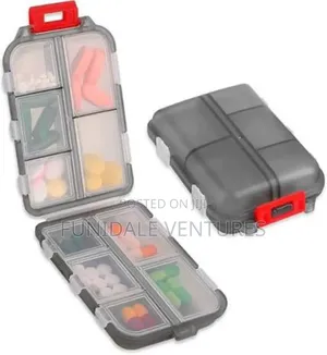 Travel Pillbox Organizer With Label and Pouch