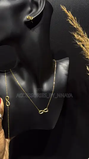 Infinite Gold Set Necklace