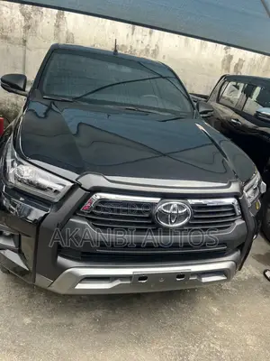 Toyota Hilux 2024 Black
