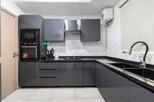 Elegant 3 Bedroom Apartment