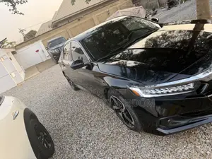 Honda Accord Sport (1.5L 4cyl Turbo CVT) 2019 Black