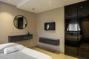 Beautiful 2 Bedroom Apartment