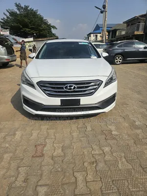 Hyundai Sonata Limited 4dr Sedan (2.4L 4cyl 6A) 2015 White