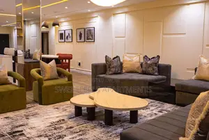 Beautiful 2 Bedroom With a Waterfront View, Cinema and Bathtub