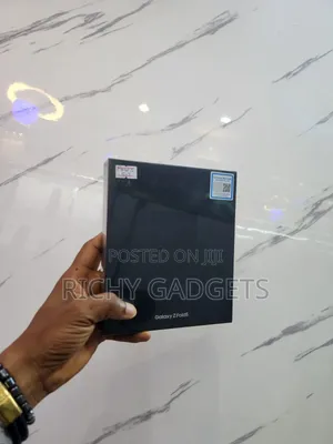 New Samsung Galaxy Z Fold 5 512 GB Black