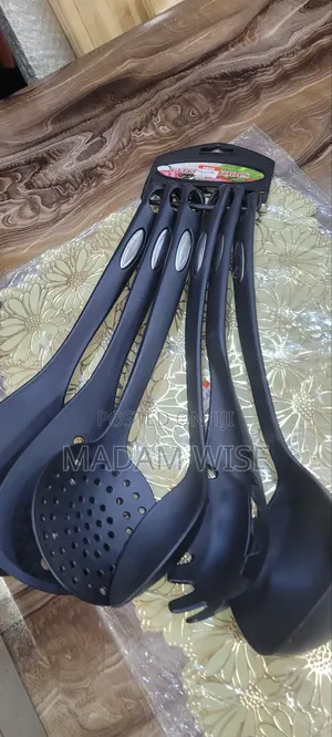 Kitchen Tools . Quality