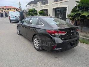Hyundai Sonata SE 2019 Black