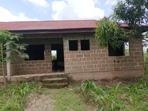 2bdrm Bungalow in Omu Isoko, Obafemi-Owode for sale