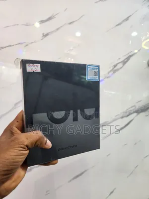 New Samsung Galaxy Z Fold4 512 GB Black