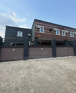 10 Bedroom Hotel For Sale At Giveaway Off Ago-palace Way