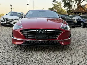 Hyundai Sonata SE 2022 Red