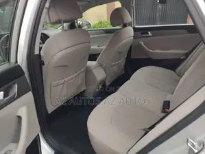 Hyundai Sonata SE 4dr Sedan (2.4L 4cyl 6A) 2015 Silver