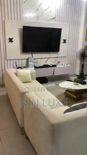 Stylish 4bedroom Furnished Shared Apartment.