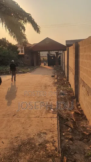 Land at Mark Devos Gariki Enugu State