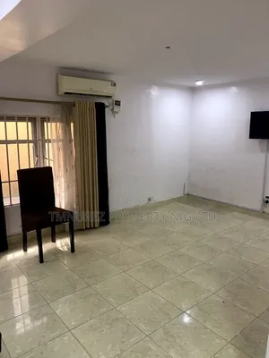4bdrm Duplex in Chevy View, Chevron for rent