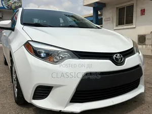 Toyota Corolla 2016 White