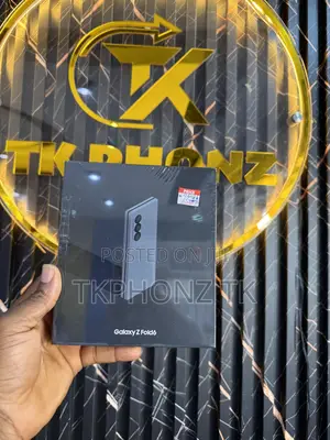 New Samsung Galaxy Fold 512 GB Silver