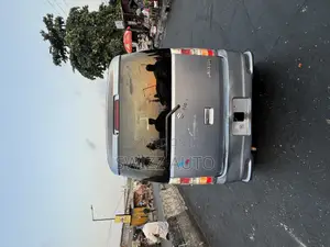 Suzuki Every 2012
