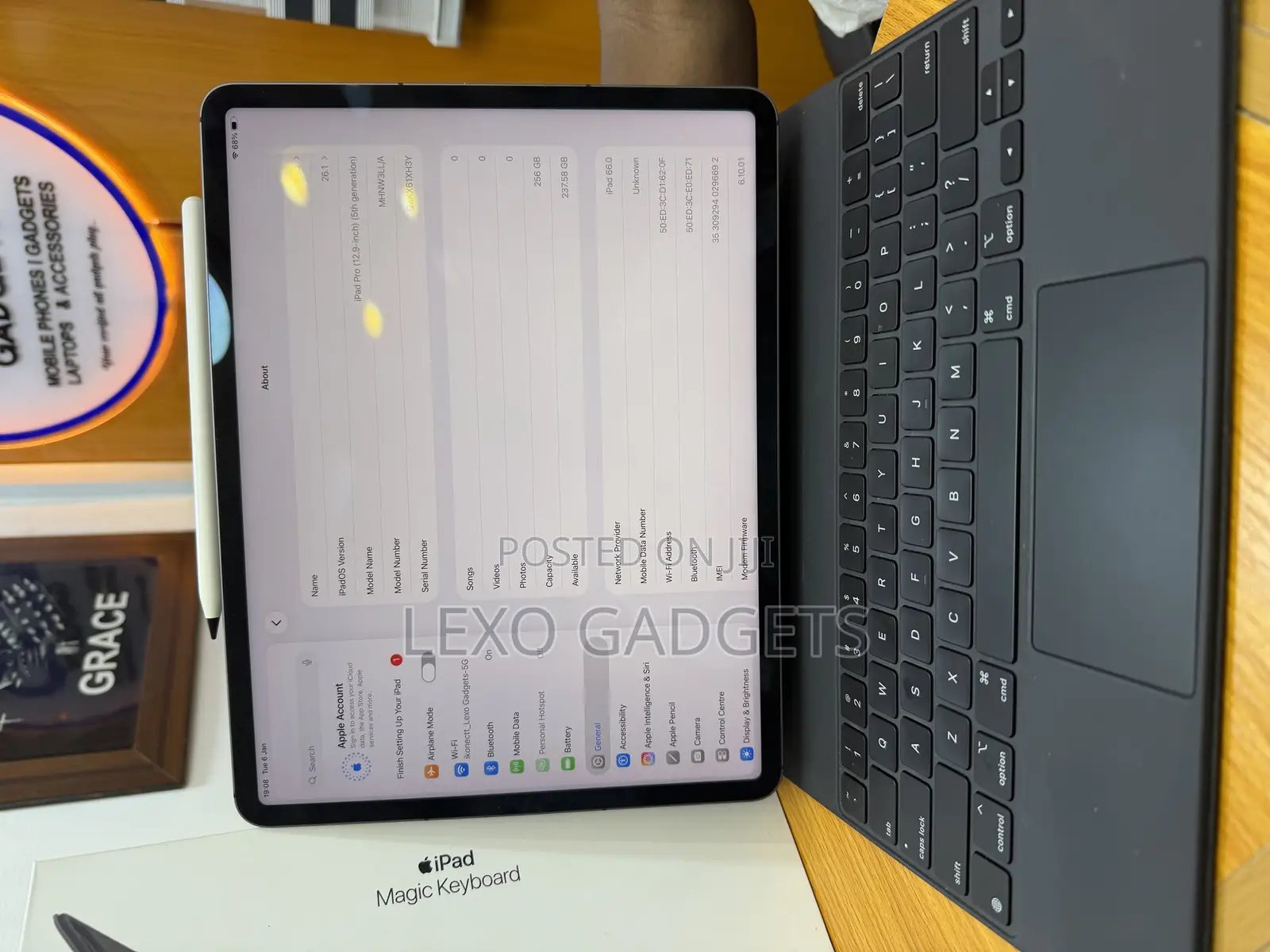 Apple iPad Pro 12.9 (2021) 256 GB Black
