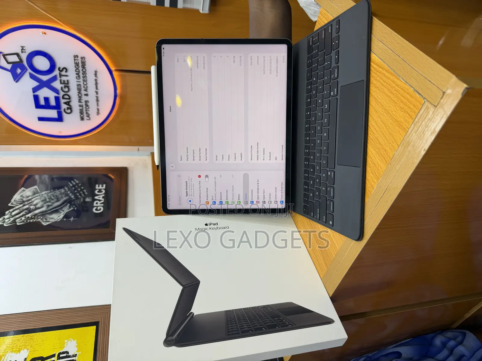 Apple iPad Pro 12.9 (2021) 256 GB Black