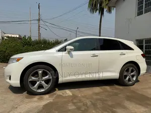 Toyota Venza XLE AWD 2013 White