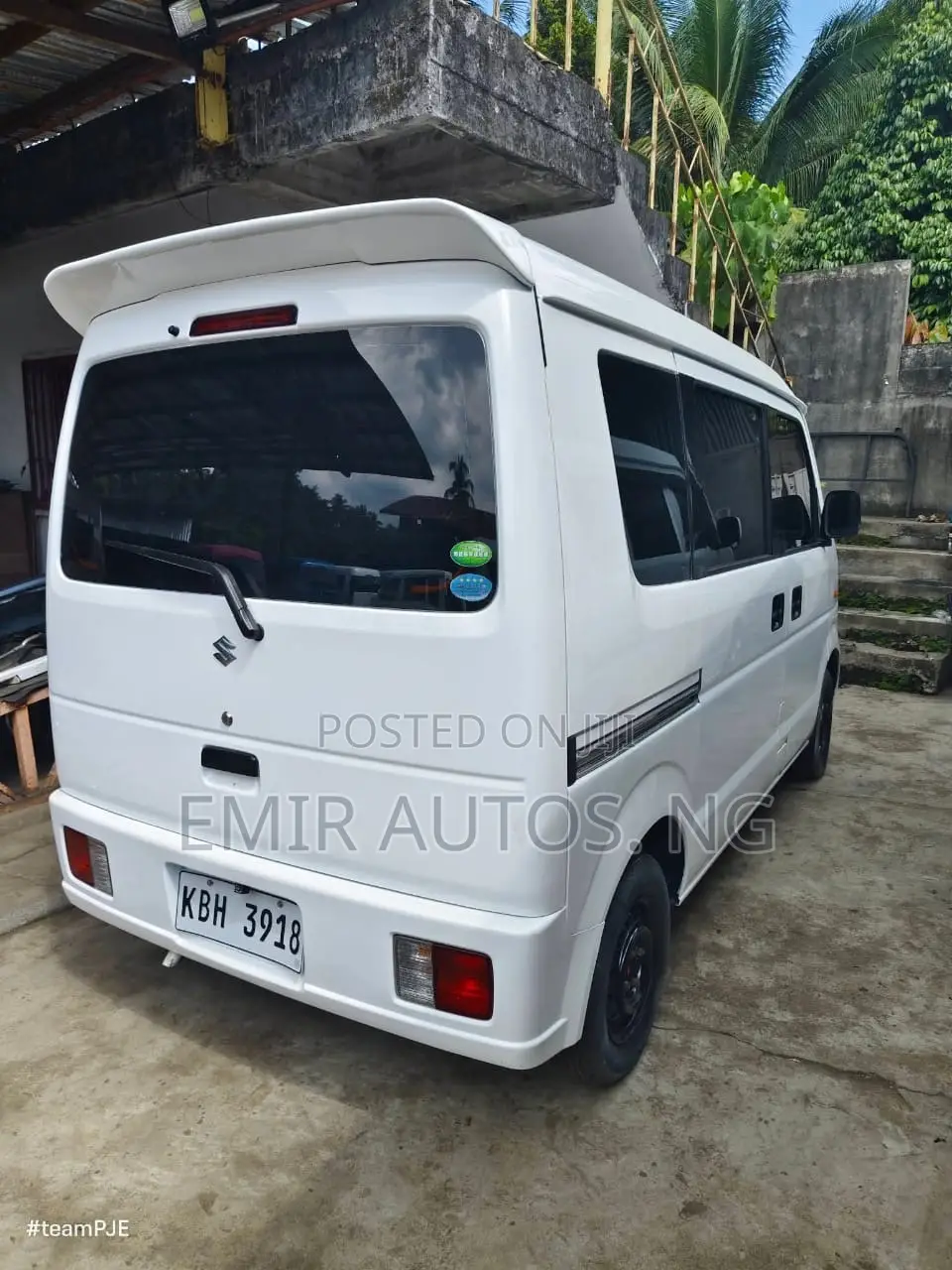 Suzuki Every 2012 White