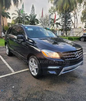 Mercedes-Benz M Class ML350 4MATIC 4dr SUV AWD (3.5L 6cyl 7A) 2014