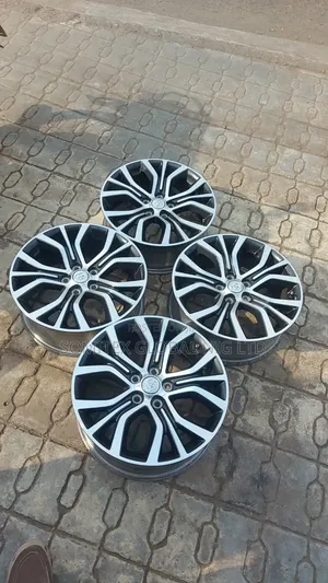 Toyota Alloyed Rim18