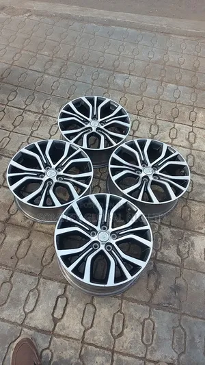 Toyota Alloyed Rim18