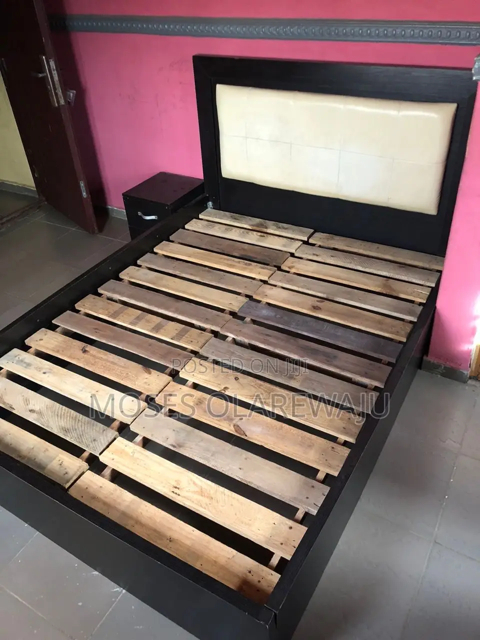 Bed—-Frame