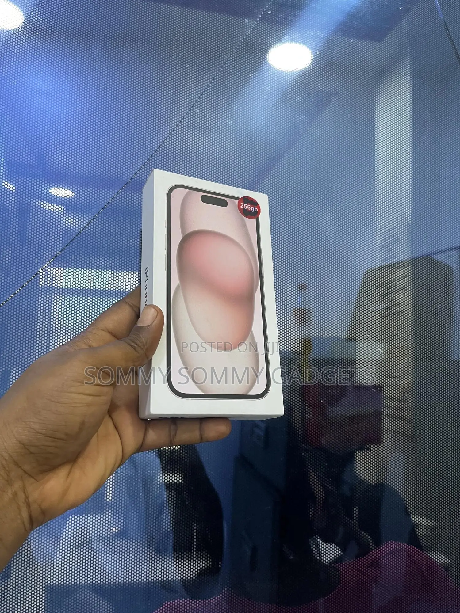 New Apple iPhone 15 128 GB Pink
