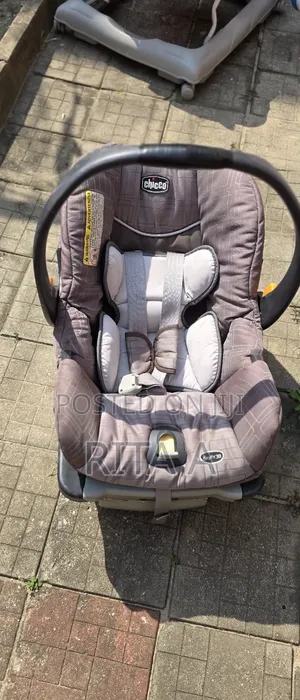 Chicco Baby Car Seat