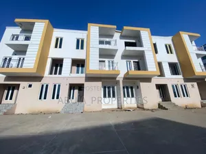 4bdrm Duplex in Guzape District for sale
