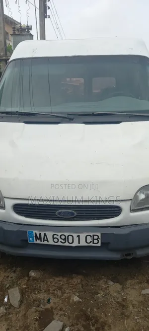 Ford Transit 2000 White