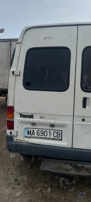 Ford Transit 2000 White