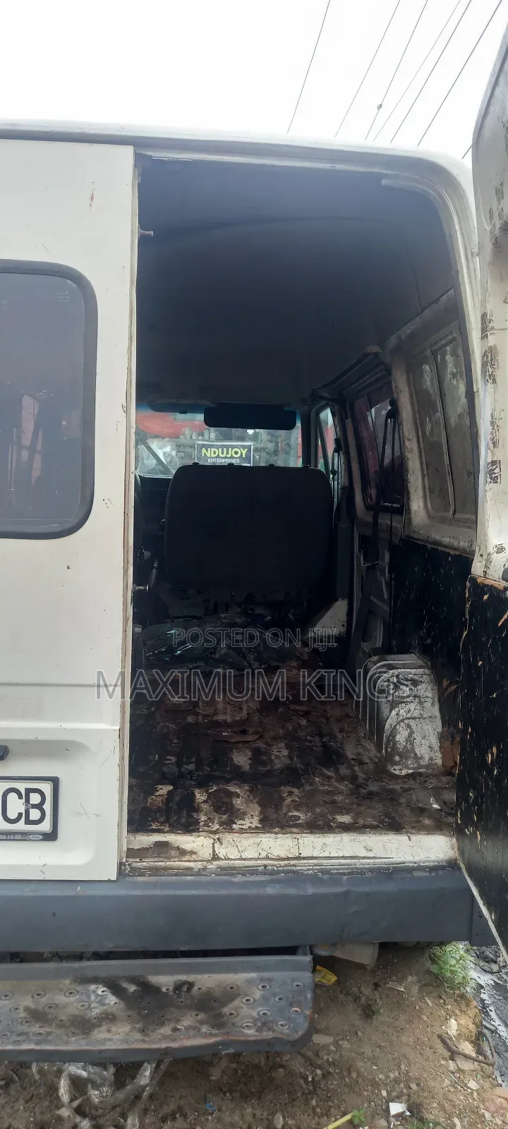Ford Transit 2000 White