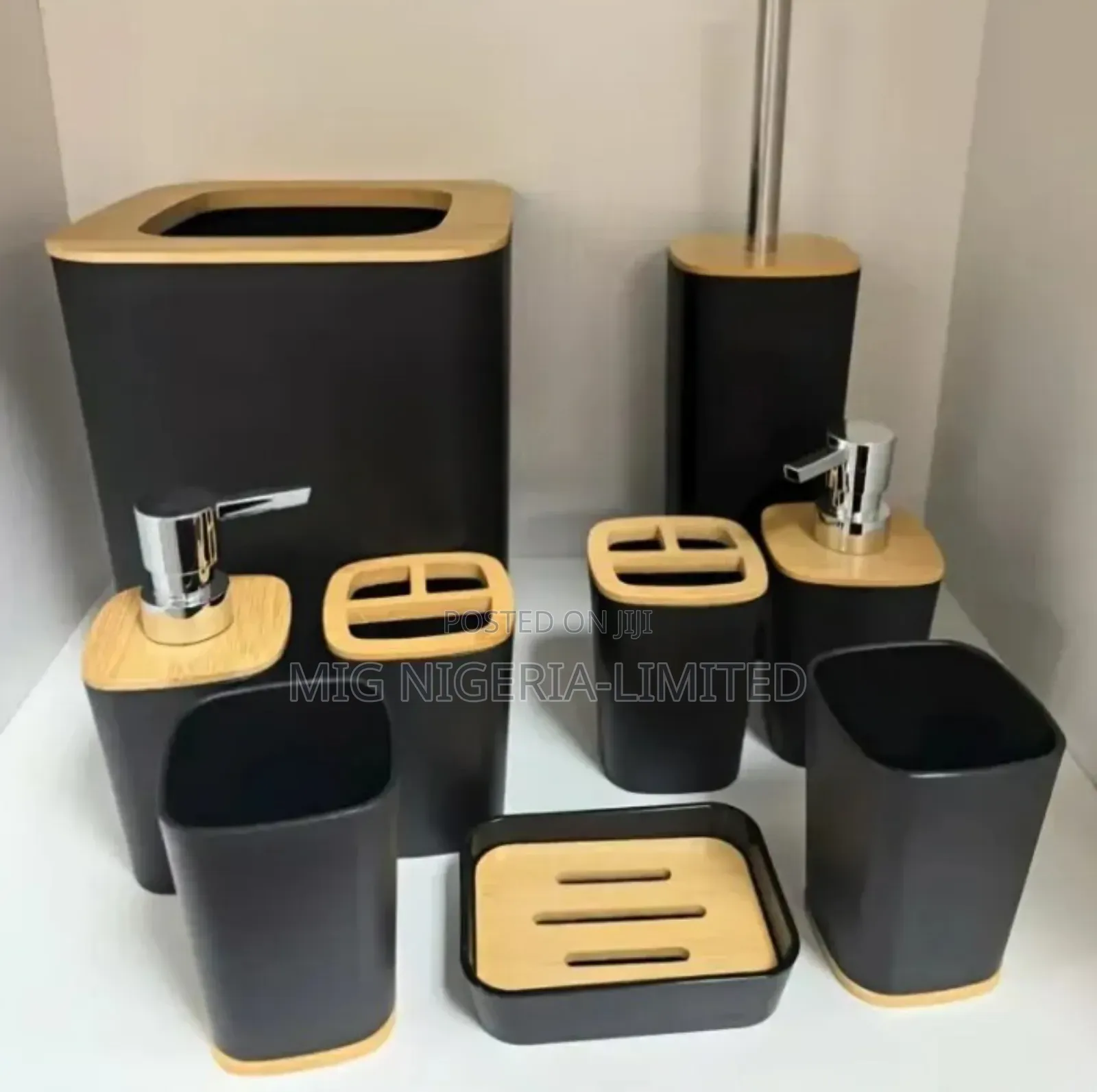Complete Bathroom and Toilet Plastic Lotion Set 6pcs