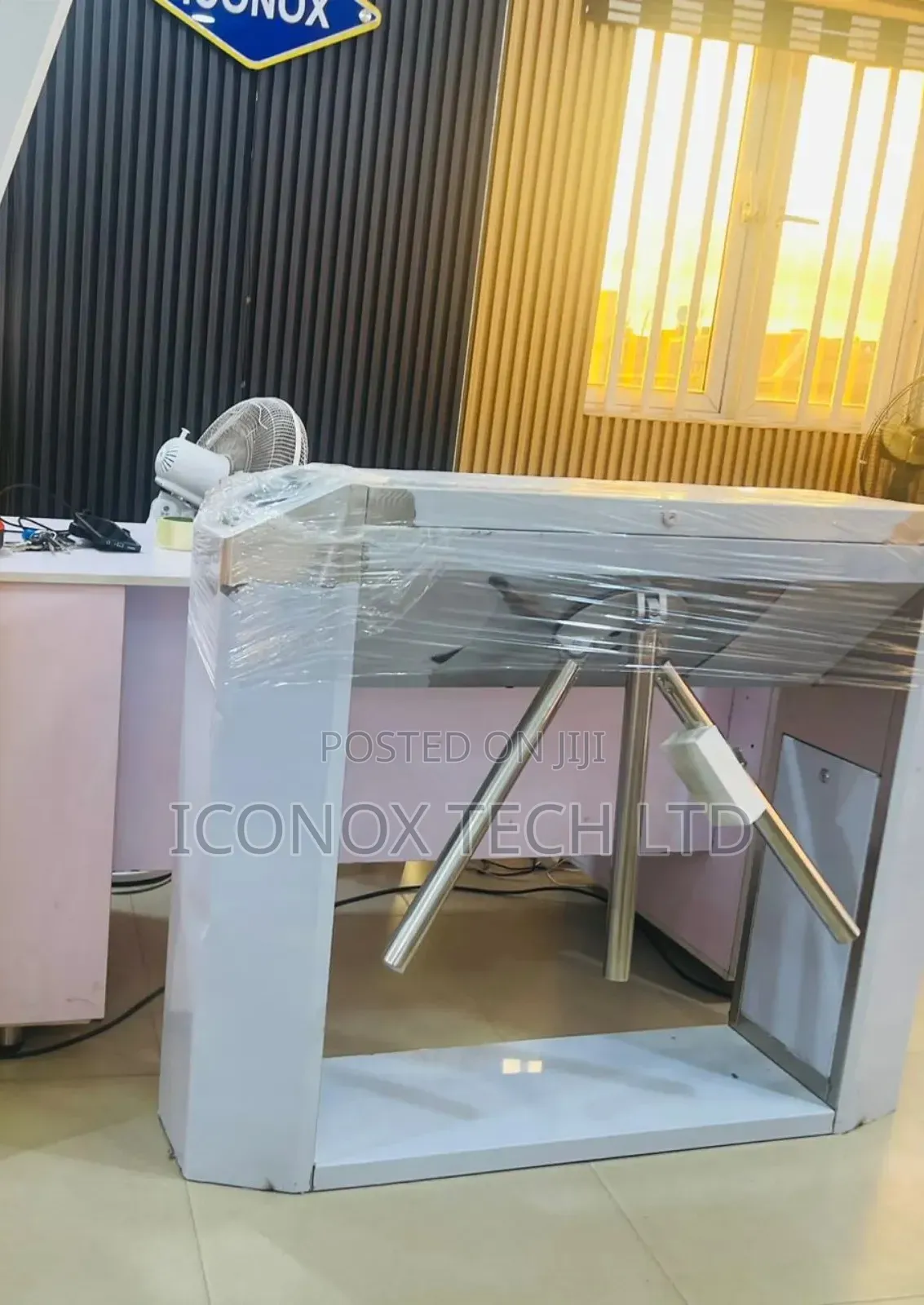 Tripod Turnstile Pedestal Gate for Entry/Exit Authentication Control