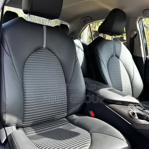 Toyota Camry SE 2023 Black