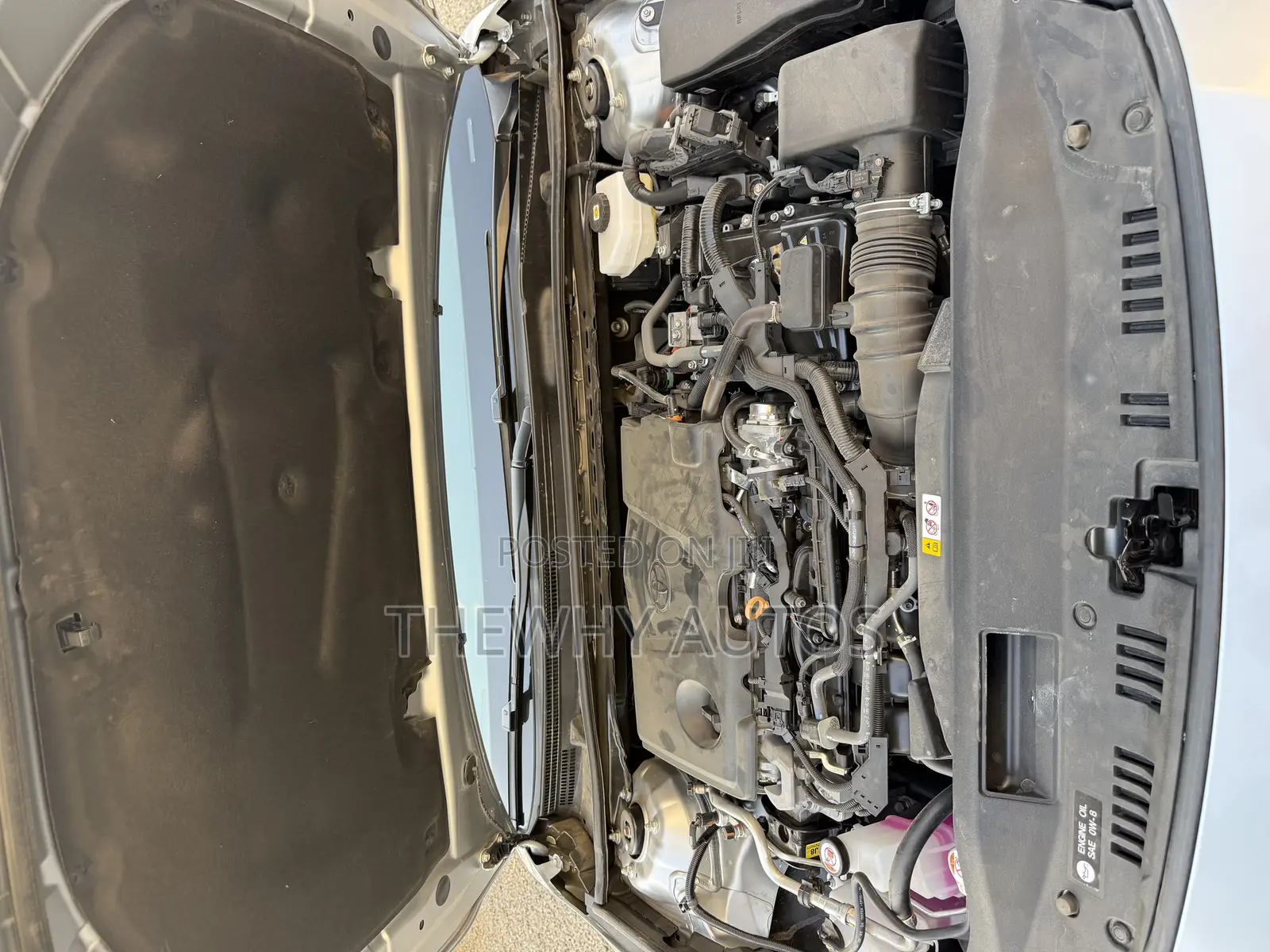 Toyota Camry LE 2025 Silver