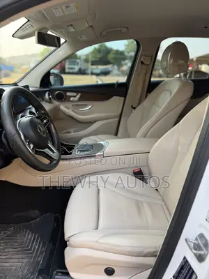 Mercedes-Benz GLC-Class 2021 White